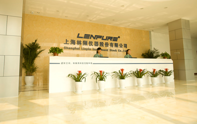 試驗箱設備廠家 高低溫交變濕熱箱廠家