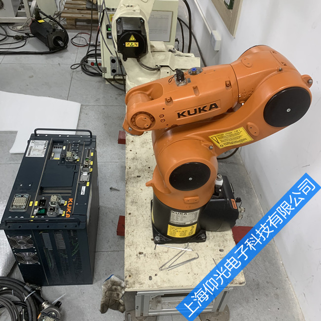 KUKA�쿨�C(j��)���˾S�޳�Ҋ���φ��}̎������