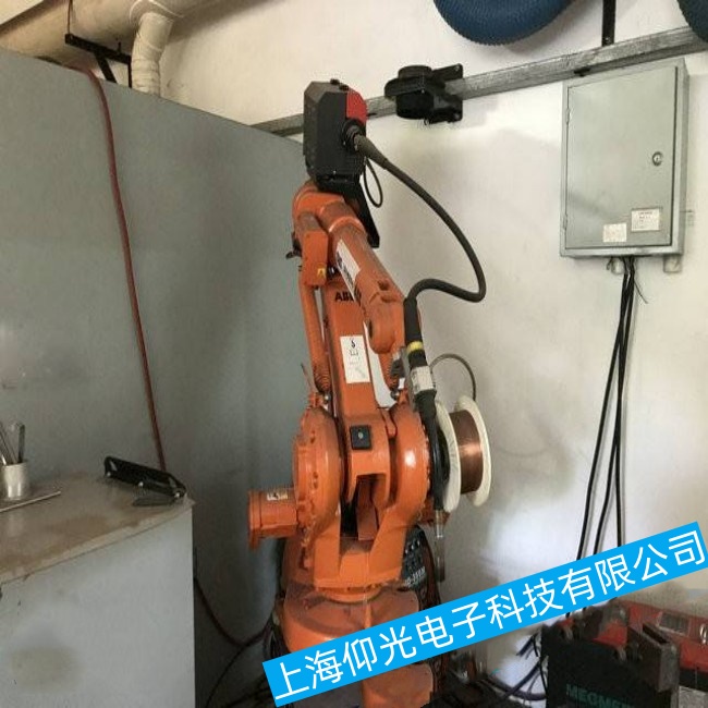 ABB�C(j��)����DSQC663�C(j��)е���\(y��n)��(d��ng)�����½����Ͼ���(zh��n)�S��